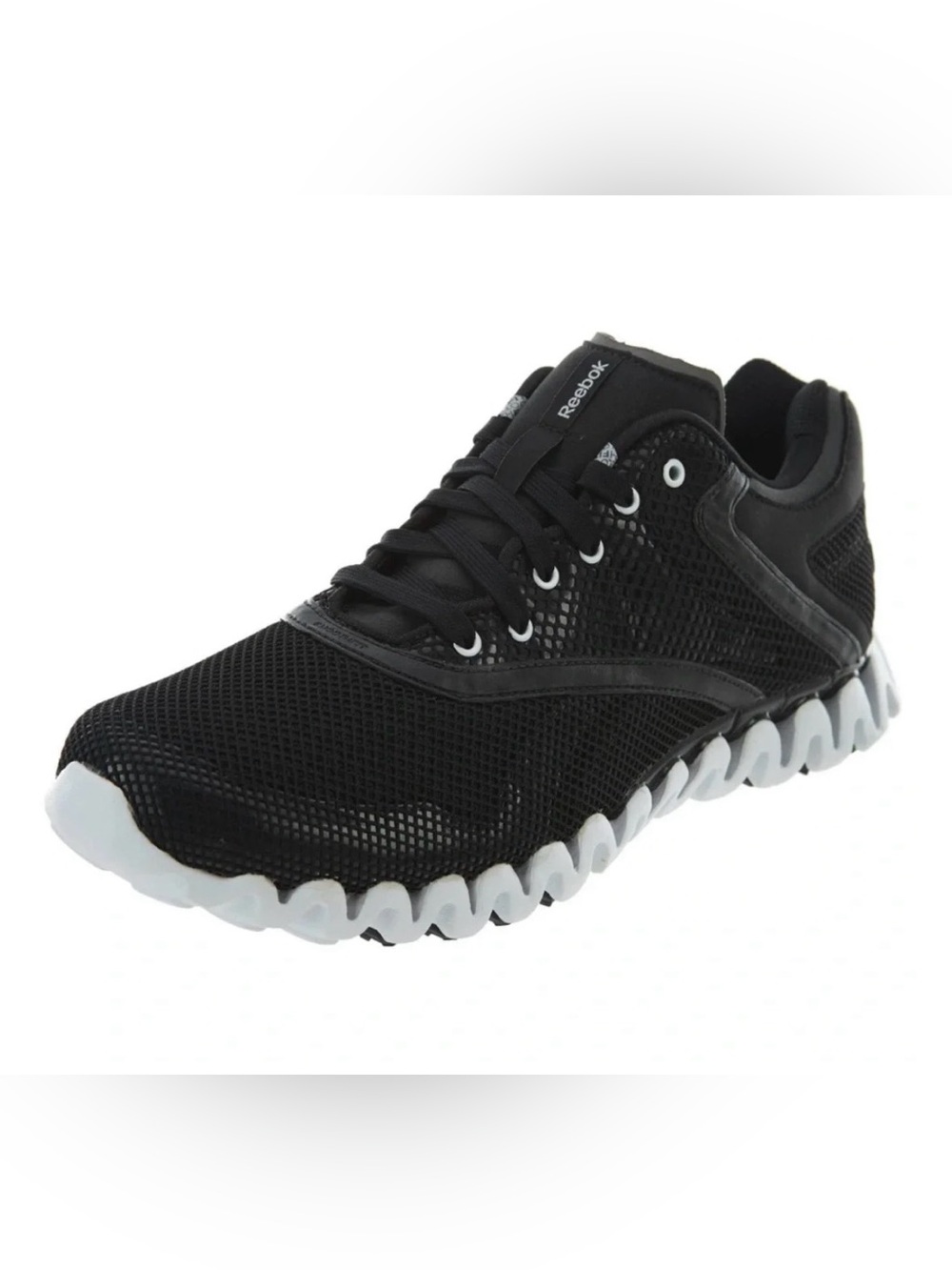 Reebok Women’s Zignano Black Sneakers Size 7.5